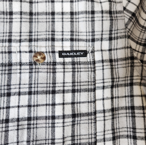 Mens Oakley Plaid Button Down Shirt Lrg - Picture 2 of 6